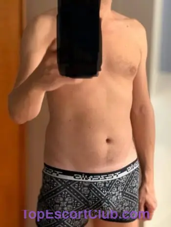 Bel maturo giovanile